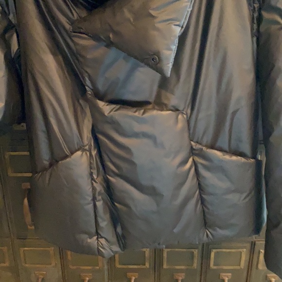 Fishfash Puffer Coat - Picture 3 of 9